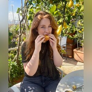 Meet your Posher, Lacie